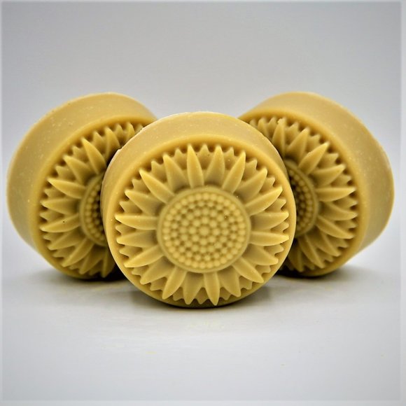 Cucumber~Clay (v2) All-Natural Soap - Picture 3 of 3